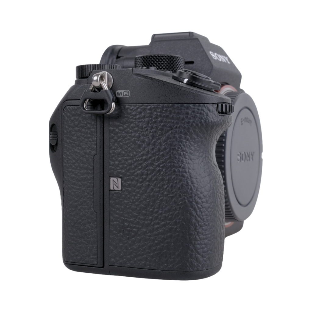 Sony A7r Mark Iii Left