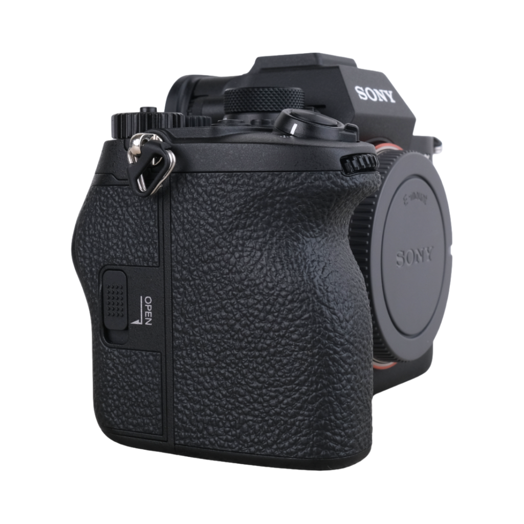 Sony A7r Mark V Left